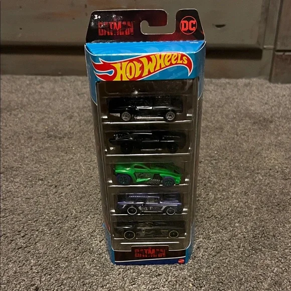 Hot Wheels The Batman 5 pack - Picture 2 of 4